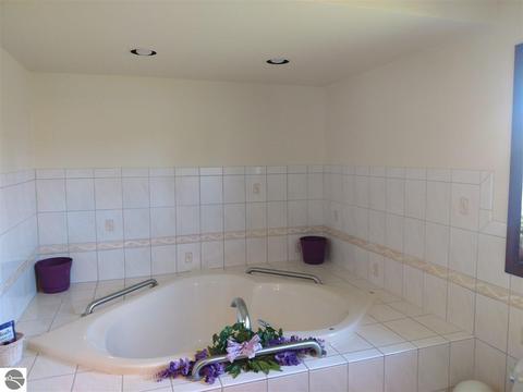 2275 E Bay Ridge Dr, Au Gres, MI 48703 photo 13