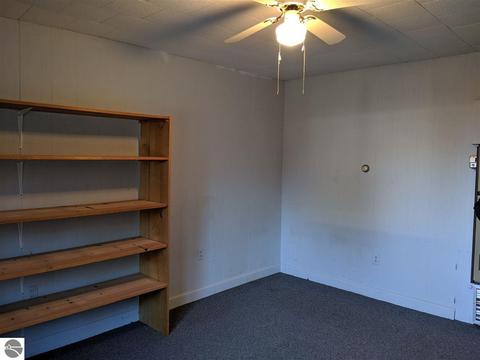 593 N Baldwin, Owosso, MI 48867 photo 23