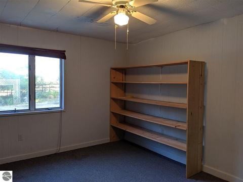 593 N Baldwin, Owosso, MI 48867 photo 25