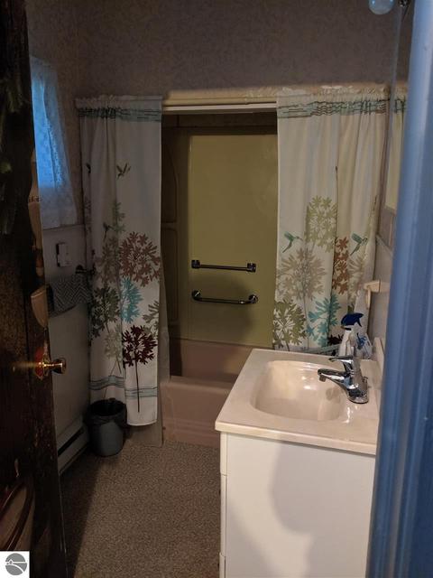593 N Baldwin, Owosso, MI 48867 photo 21
