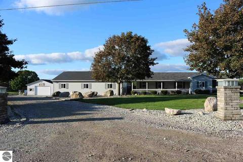 9664 W Monroe Rd, Elwell, MI 48832 photo 1