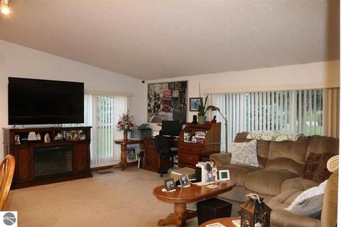9664 W Monroe Rd, Elwell, MI 48832 photo 10