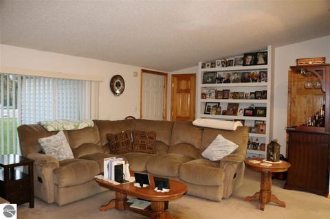 9664 W Monroe Rd, Elwell, MI 48832 photo 11