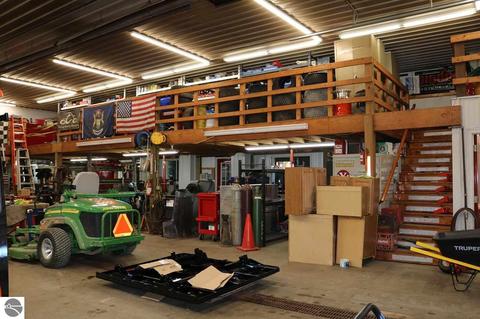 9664 W Monroe Rd, Elwell, MI 48832 photo 45