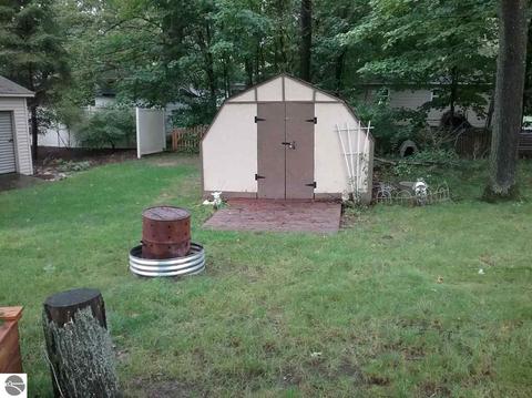 8810 S Circle E, Farwell, MI 48622 photo 42