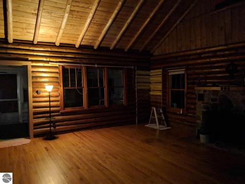 8169 Pine Tree Ln, Cedar, MI 49621 photo 15