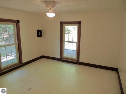 10390 Deadstream Rd, Honor, MI 49640 photo 11