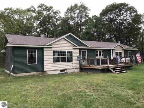 6820 E Pierce Rd, Harrison, MI 48625 photo 1