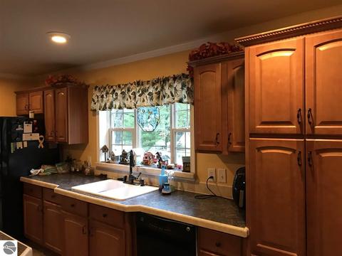 6820 E Pierce Rd, Harrison, MI 48625 photo 8