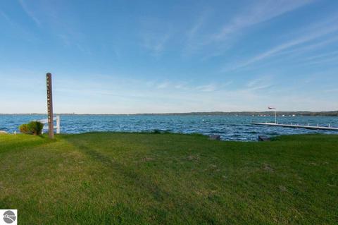 2017 Eighth, Traverse City, MI 49686 photo 29