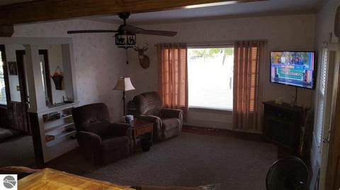329 N St Johns St, Ithaca, MI 48847 photo 12