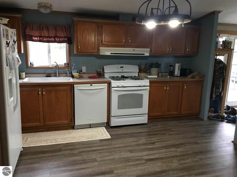 1860 Deep River Rd, Standish, MI 48658 photo 10