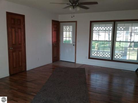 5639 S Wise Rd, Shepherd, MI 48883 photo 7