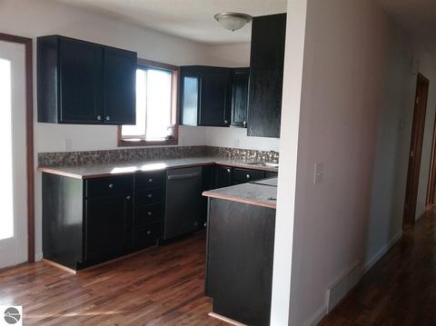 5639 S Wise Rd, Shepherd, MI 48883 photo 4