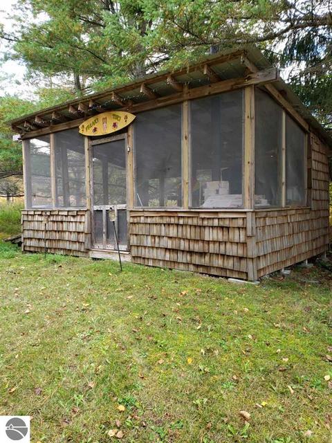 3925 E 8 Rd, Manton, MI 49663 photo 5