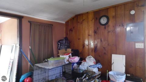 406 Oak Ln, Mio, MI 48647 photo 8