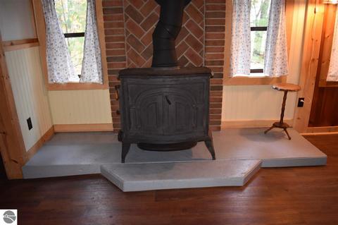 10609 White Pine Rd, Interlochen, MI 49643 photo 20