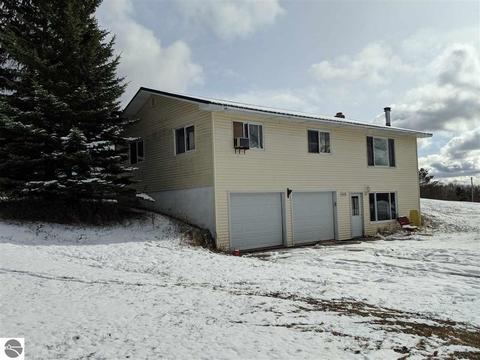 4040 Deckerville Rd, Lupton, MI 48635 photo 1