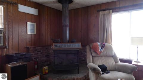 4040 Deckerville Rd, Lupton, MI 48635 photo 5