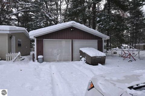 9615 First St, Interlochen, MI 49643 photo 6