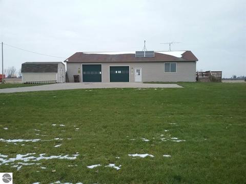 8703 E Pleasant Valley Rd, Shepherd, MI 48883 photo 24