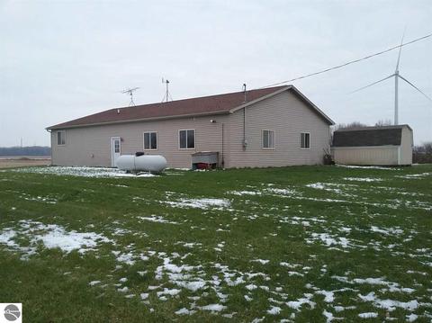 8703 E Pleasant Valley Rd, Shepherd, MI 48883 photo 19