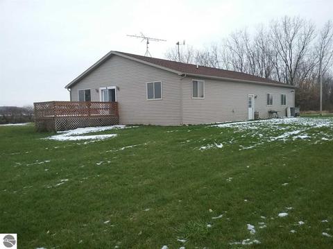 8703 E Pleasant Valley Rd, Shepherd, MI 48883 photo 21