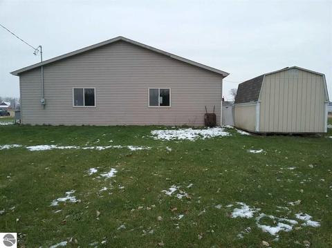 8703 E Pleasant Valley Rd, Shepherd, MI 48883 photo 18