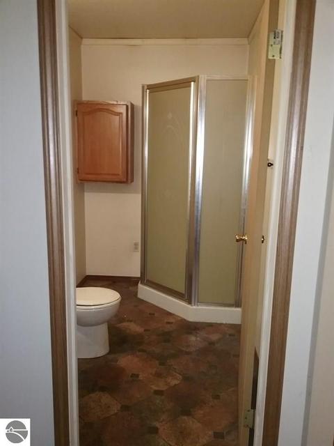 8703 E Pleasant Valley Rd, Shepherd, MI 48883 photo 11