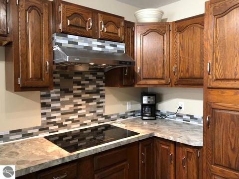 120 S Luce Rd, Ithaca, MI 48847 photo 3