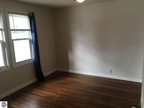331 W Main St, Sterling, MI 48659 photo 12