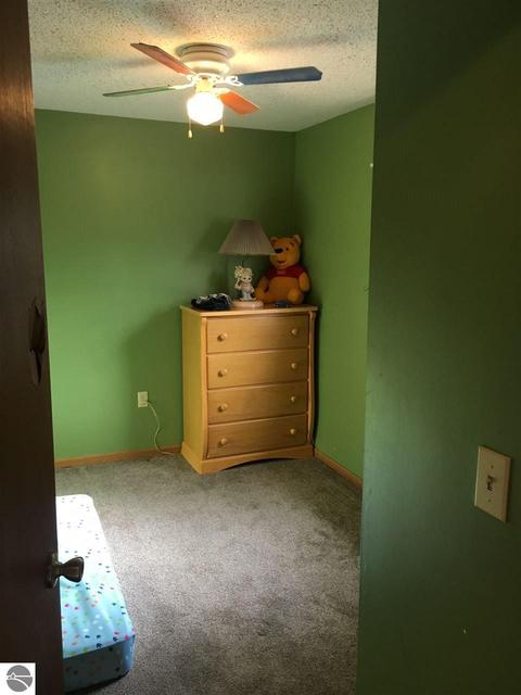 331 W Main St, Sterling, MI 48659 photo 6