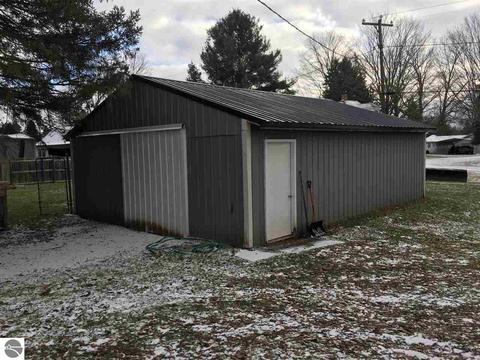 331 W Main St, Sterling, MI 48659 photo 33