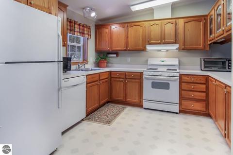 5376 Durga Rd, Williamsburg, MI 49690 photo 11