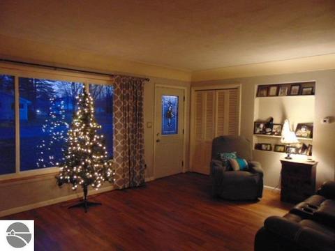 319 E Barber St, Ithaca, MI 48847 photo 17