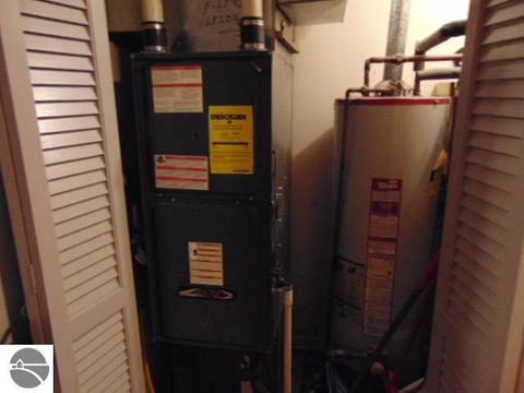 319 E Barber St, Ithaca, MI 48847 photo 28