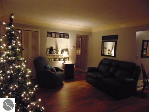 319 E Barber St, Ithaca, MI 48847 photo 18