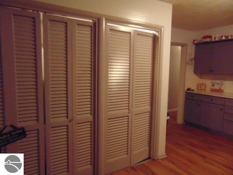 319 E Barber St, Ithaca, MI 48847 photo 7