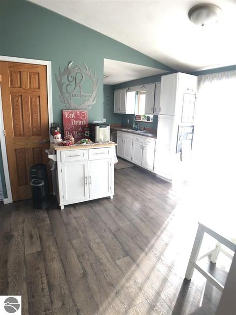 1340 E Walton, Shepherd, MI 48883 photo 22