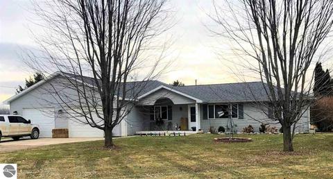 1340 E Walton, Shepherd, MI 48883 photo 1