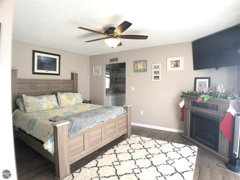 1340 E Walton, Shepherd, MI 48883 photo 6