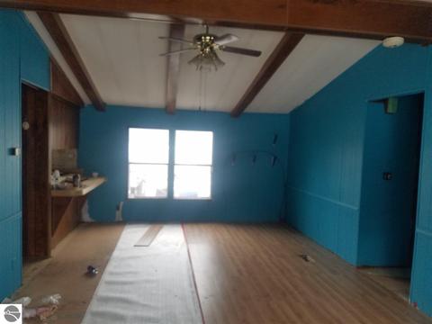 807 Bendon Rd, Interlochen, MI 49643 photo 8