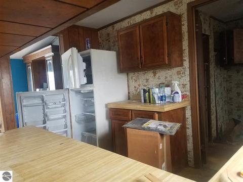 807 Bendon Rd, Interlochen, MI 49643 photo 17