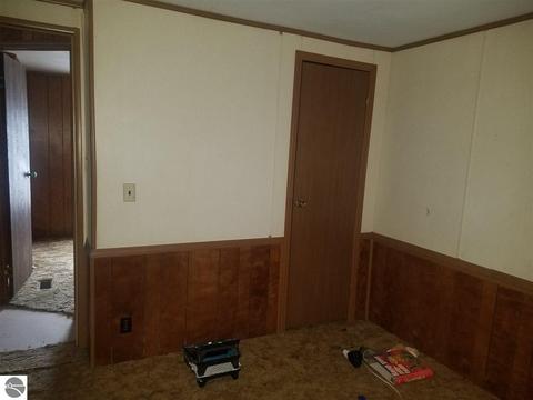 807 Bendon Rd, Interlochen, MI 49643 photo 23