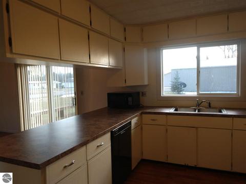 412 E Michigan Ave, Au Gres, MI 48703 photo 18