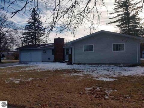 412 E Michigan Ave, Au Gres, MI 48703 photo 1