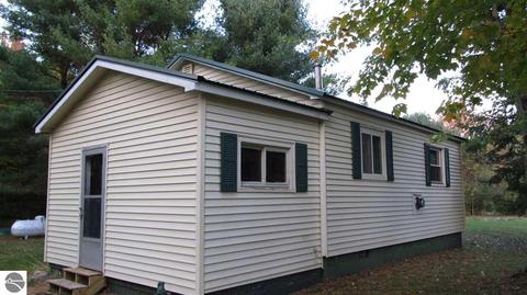 5200 Turtle Rd, Tawas City, MI 48748 photo 3