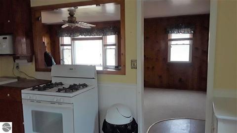 93 W Scherry Srteet, Au Gres, MI 48703 photo 4