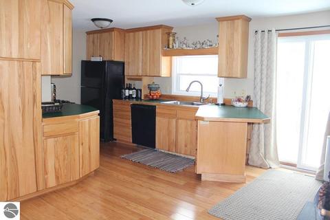 3483 E River Rd, Mount Pleasant, MI 48858 photo 15