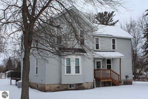 3483 E River Rd, Mount Pleasant, MI 48858 photo 1